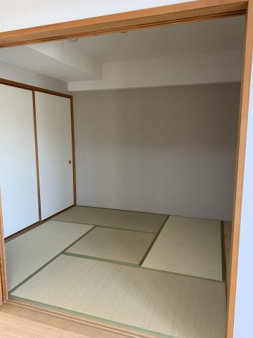 ワコーレ霞ヶ丘景彩館の和室