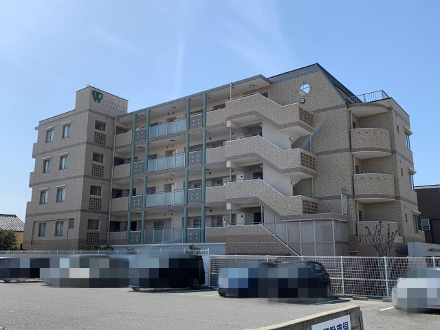 ワコーレ霞ヶ丘景彩館の外観