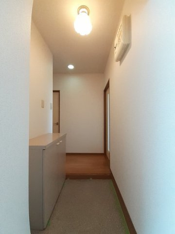 パストラルⅡの玄関
