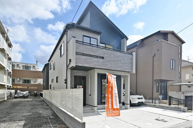 ブルーミングガーデン瑞穂町3丁目新築一戸建て│3LDK+並列駐車2台可（制限有）の外観|完成済みの為、即日のご内覧が可能です。
皆様からのご連絡を心よりお待ちしております。
