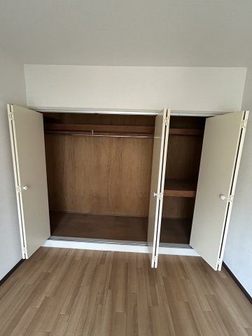 エスポワール武庫之荘北Ｖの収納