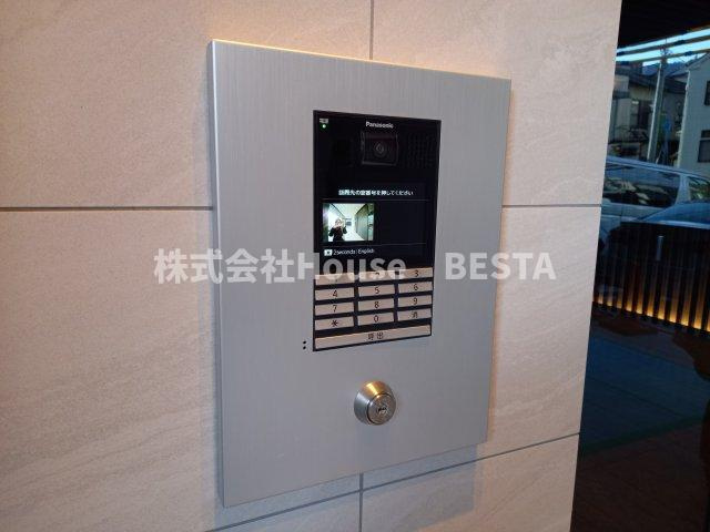 LiveCasa王子公園のエントランス