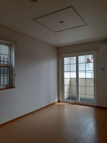 サンフラワーの居間・リビング