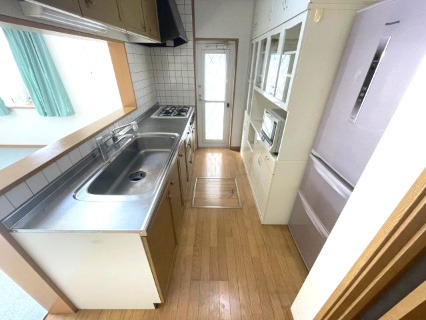 高島市今津町南新保中古戸建のキッチン