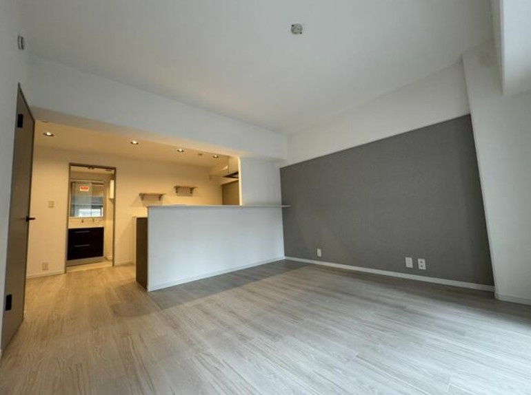 【居間・リビング】