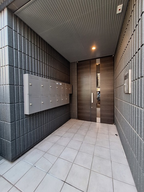 品川スクエアガーデンのロビー|★オートロック付きエントランスロビー★