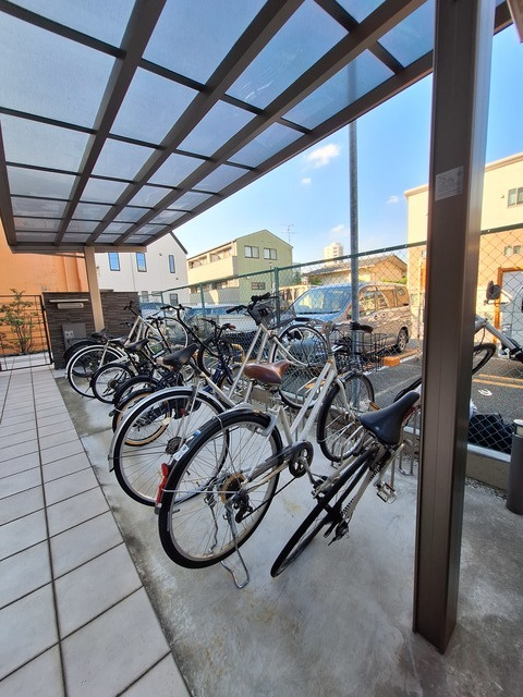 品川スクエアガーデンのその他共用部分|★屋根付き駐輪場★