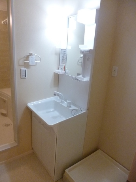 品川スクエアガーデンの洗面所|★独立洗面台★