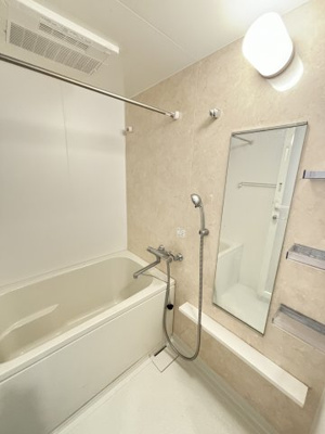 【浴室】 | ストーム