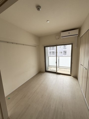 【寝室】 | ストーム