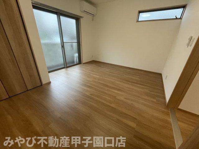 ペルルブランシェ九番町の居間・リビング