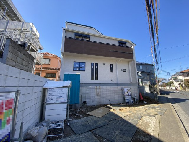 東村山市恩多町1丁目　新築戸建の前面道路含む現地写真