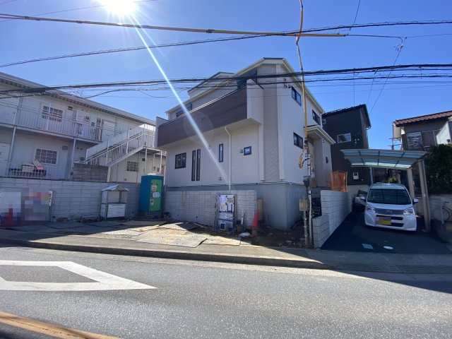 東村山市恩多町1丁目　新築戸建の前面道路含む現地写真
