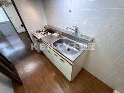 【キッチン】 | サンパティｍ | コンパクトなキッチンで掃除もラクラク