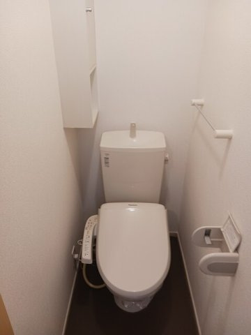 アヴェニューのトイレ|ゆったりとした空間のトイレです