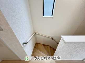 【内装】 | CRADLE GARDEN小山市東間々田第7　5 | 小さなお子様やご年配のご家族も安心の手すり付き室内階段☆