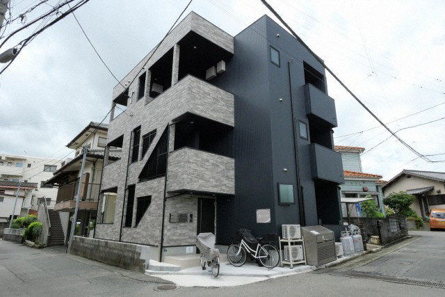 Lots二日市の外観