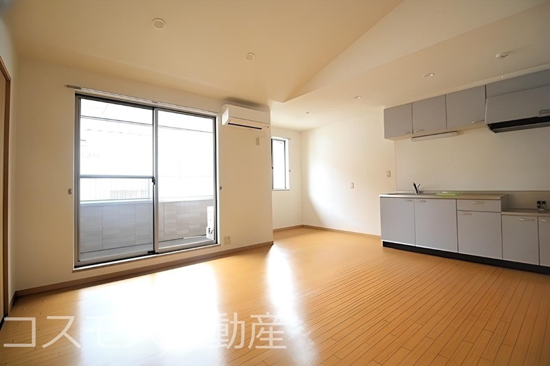 レフィナードSの居間・リビング