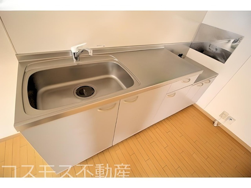 レフィナードSのキッチン