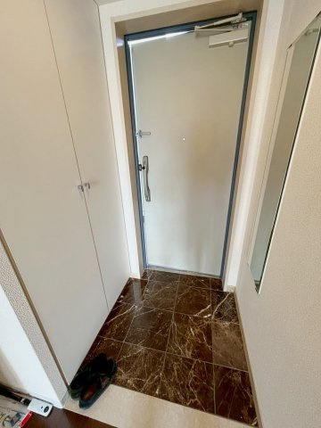 グリーンコートARAMAKIの玄関