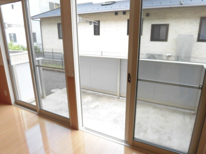 ラ　メゾン ド　ボナール（Ｌａ Ｍａｉｓｏｎ ｄｕ Ｂｏｎｈｕｒ）のバルコニー
