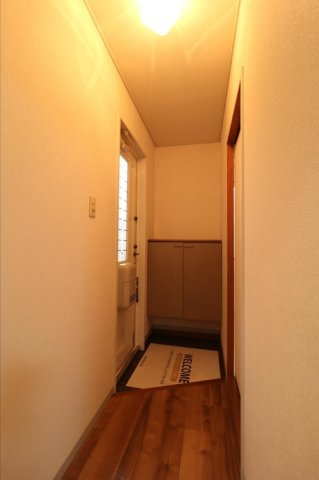 エトワール津島　A棟の玄関