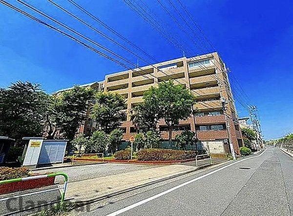 ディアステージ浮間公園リバーシアの外観|ドキドキの新生活も、安心してスタート。ぴったりの住まいを見つけませんか？クランディアが一緒に住まい選びをサポートします‼　まずは、お気軽にお問合せください　＃クランディア