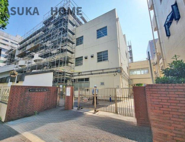 ライオンズマンション横浜大通り公園南のその他|横浜市立横浜吉田中学校まで10分です。通学に負担が少なくて嬉しいですね。