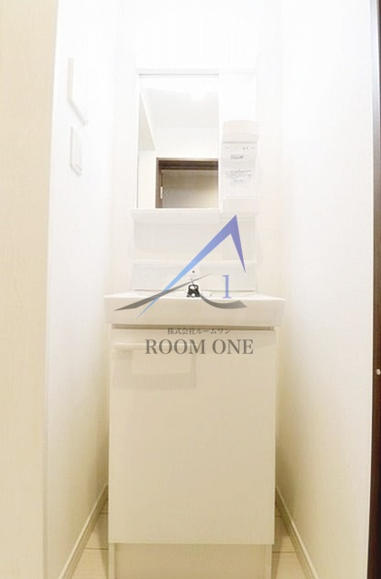 Ｌｅ　Ｐａｒａｄｉｓｅ　中原の洗面所|独立洗面台です。