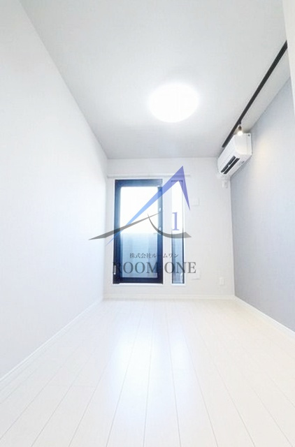 Ｌｅ　Ｐａｒａｄｉｓｅ　中原の居間・リビング|洋室のお部屋です。