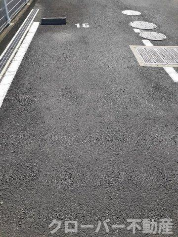 モーダ・パラッツォＡの駐車場
