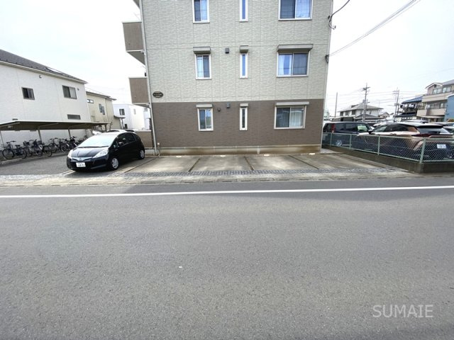 Ｄ-ｒｏｏｍ西本郷の駐車場|駐車スペース☆彡