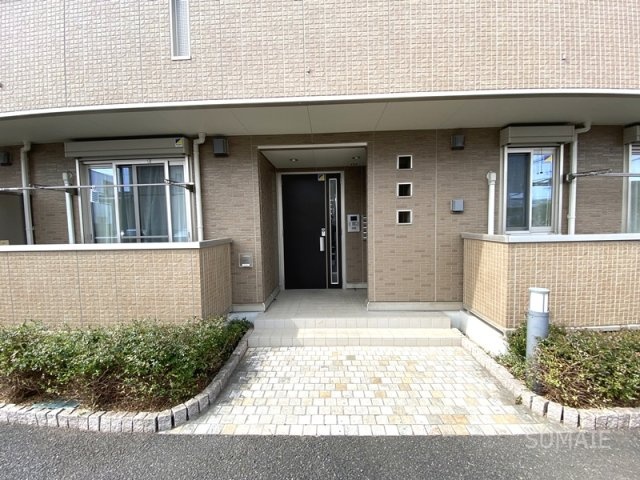 Ｄ-ｒｏｏｍ西本郷のエントランス|建物入口☆彡