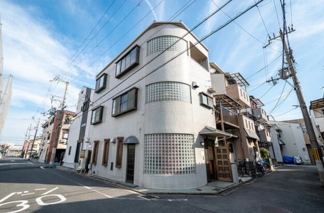南区唐橋井園町の外観