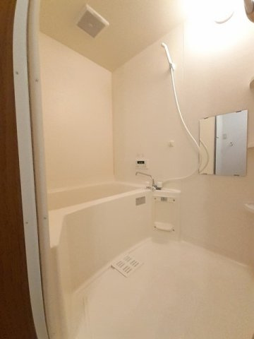 ア・ラ・モード・アラⅡの浴室