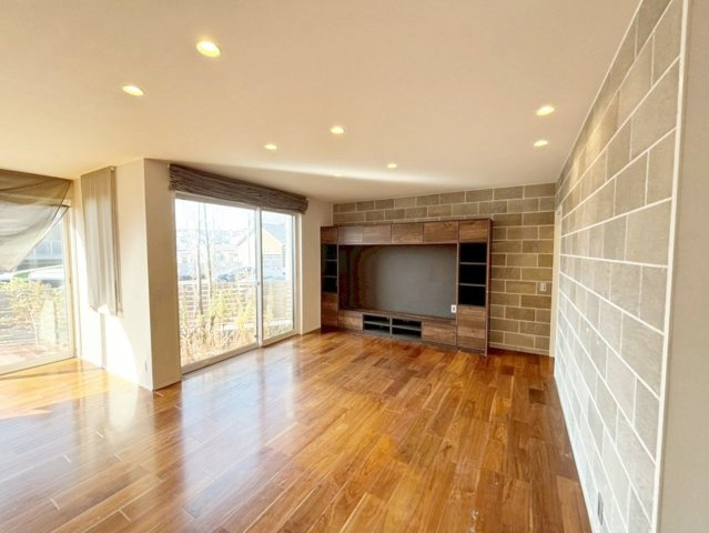 岩園町 中古戸建