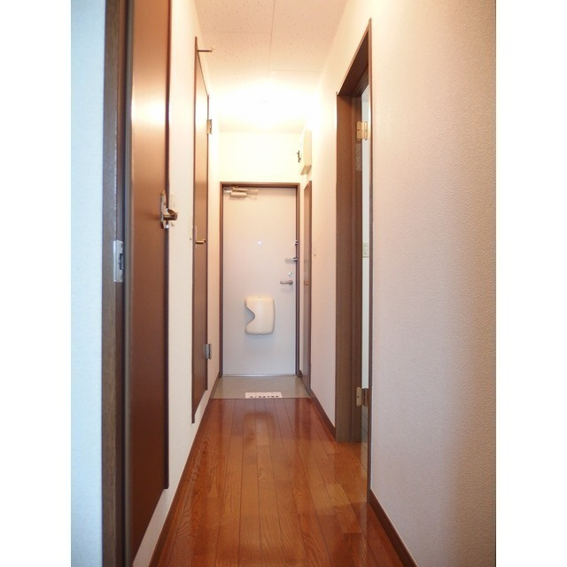 プレジールRの玄関