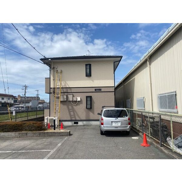泉北郡忠岡町北出２丁目のハイツの外観|外はこのようになっています