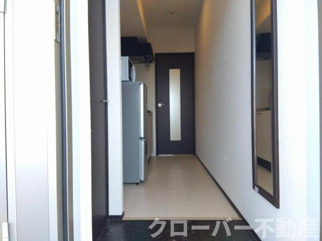 クレイノメイプルハイムの玄関