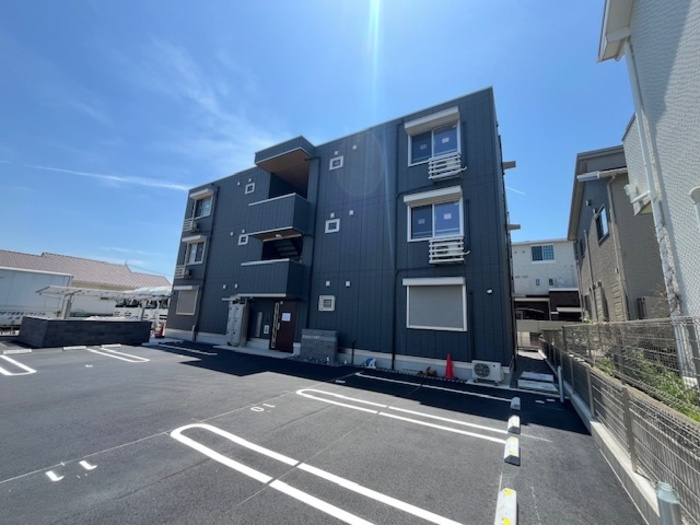 D-avance六名新町