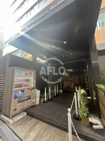 ノース四ツ橋ビル（テナント）のエントランス|ノース四ツ橋ビル　エントランス