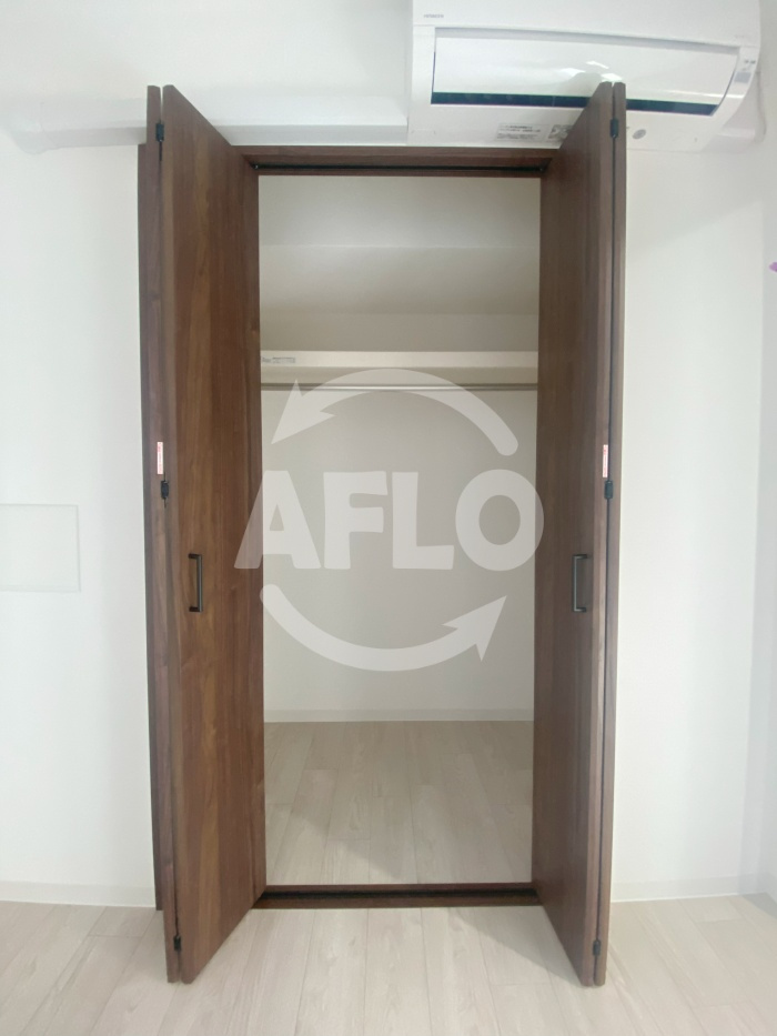 プレサンスＮＥＯ新深江リュミエル　長堂小学校の収納|プレサンスＮＥＯ新深江リュミエル　収納