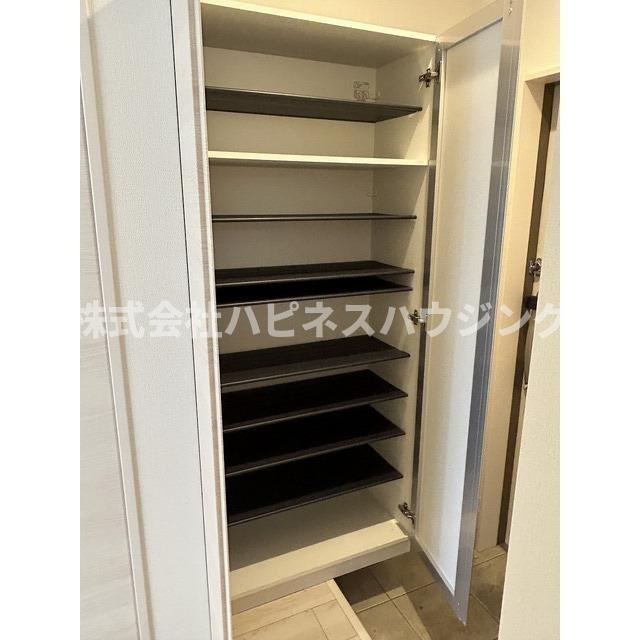 クレール流山おおたかの森の玄関