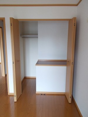 フェニックス大日向の収納