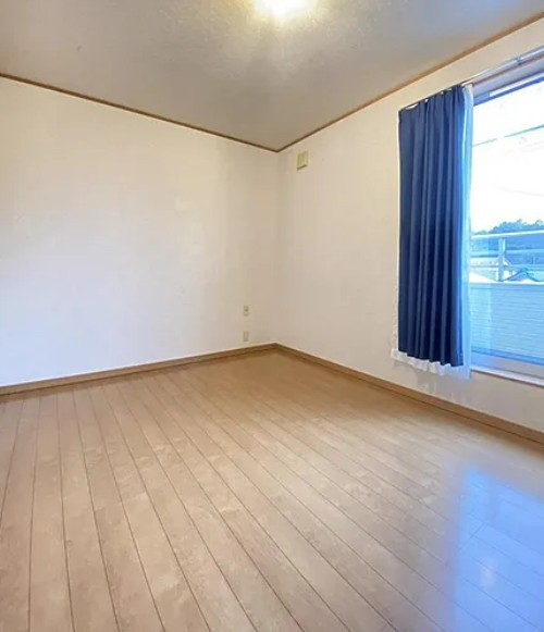 【中古】川越市的場中古住宅の洋室|ゆったりした洋室です