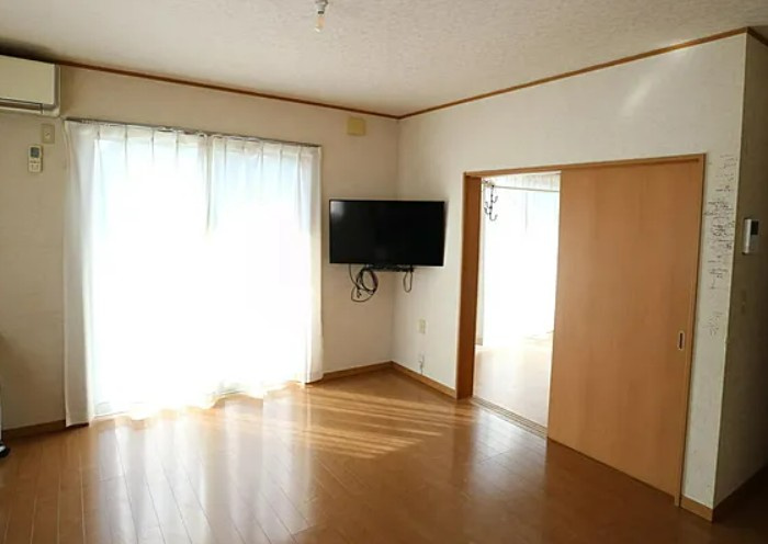 【中古】川越市的場中古住宅の居間・リビング|リビングです