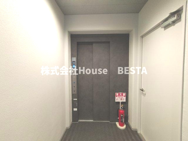 CREST TAPP DITA 神戸西パークフロントのロビー