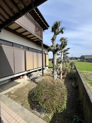 長田町戸建ての庭