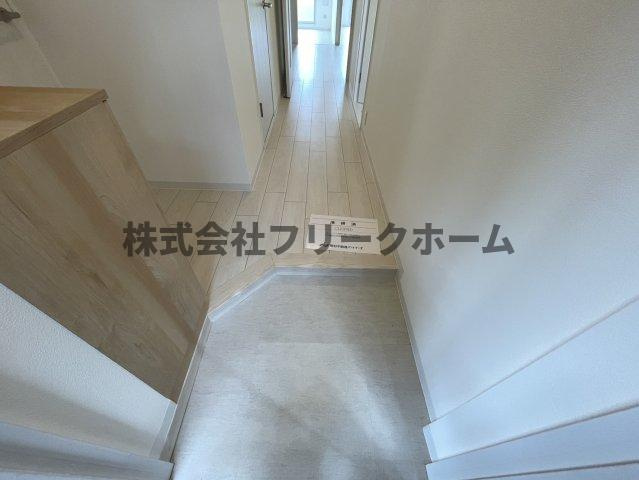 小金井市中町２丁目の賃貸マンションの玄関