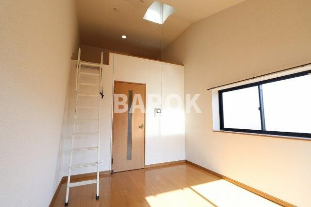 リバーJOY室見の居間・リビング